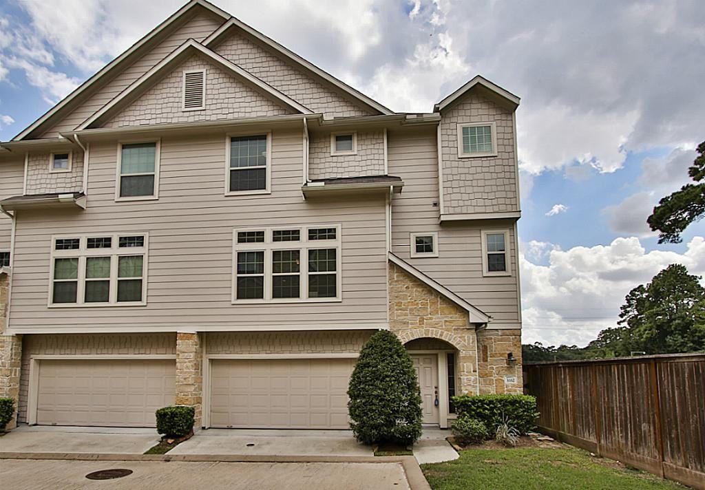 3332 Home Point Drive