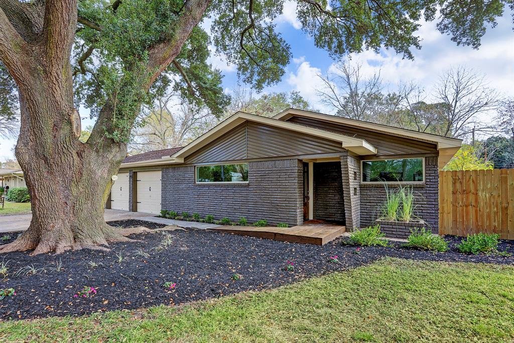 3810 Galway Lane